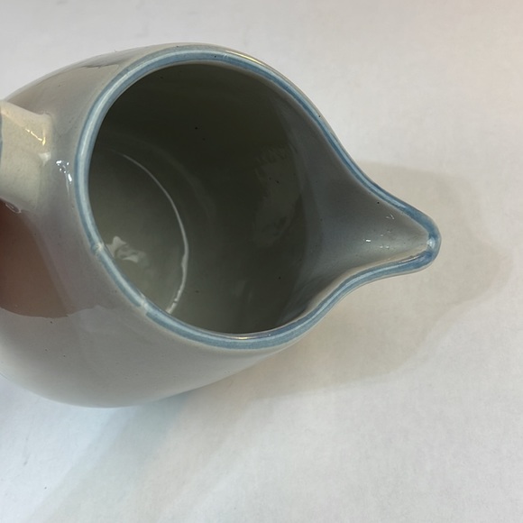 Louisville Stoneware Gaggle of Geese Pottery Pitcher - Picture 12 of 15